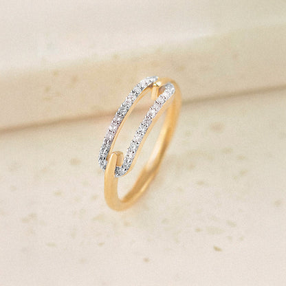 Pave Diamond Paperclip Ring