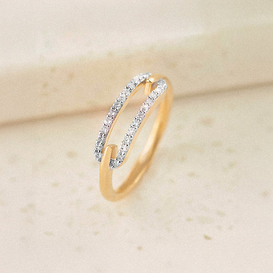 Pave Diamond Paperclip Ring