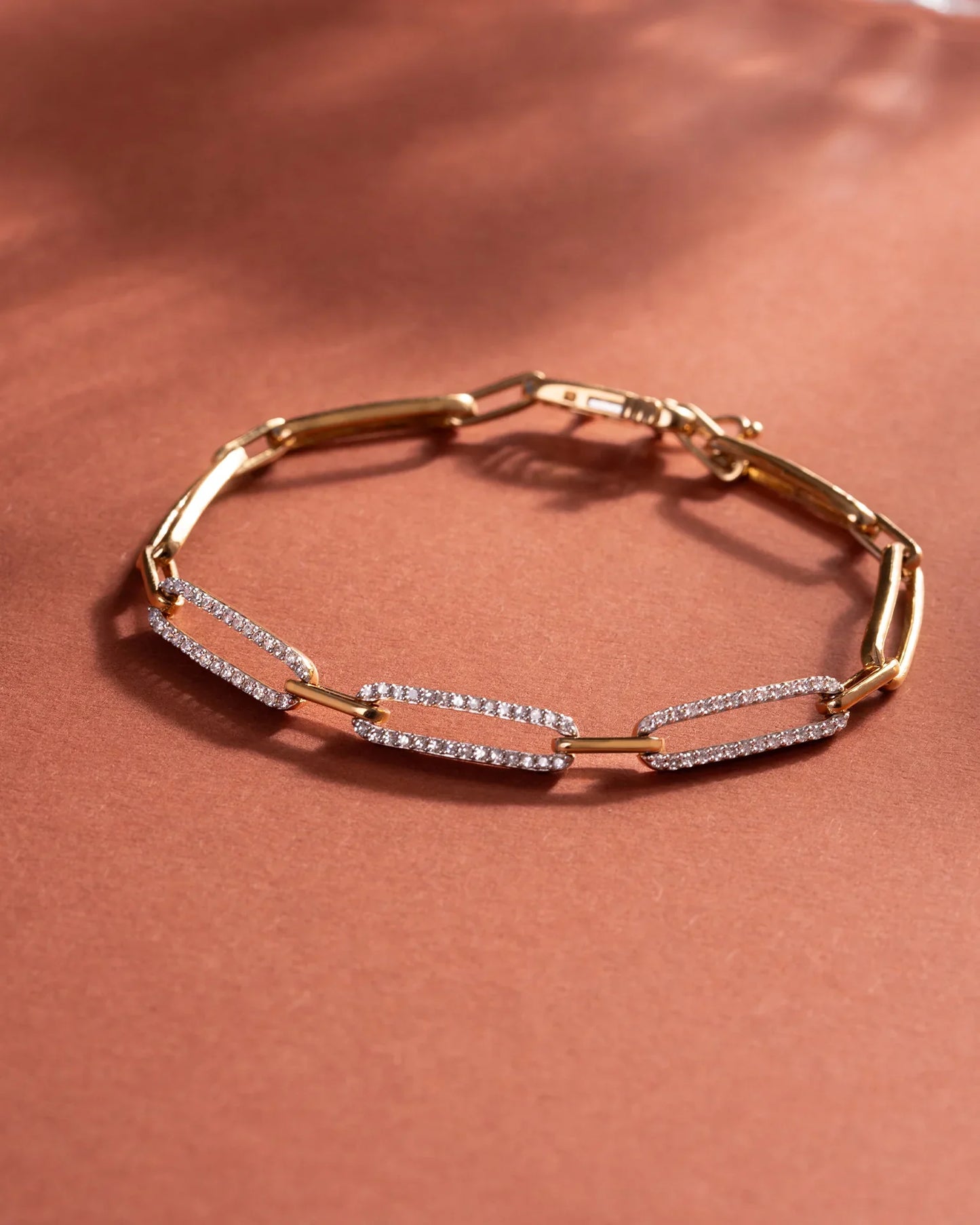 Pave Diamond Paperclip Bracelet